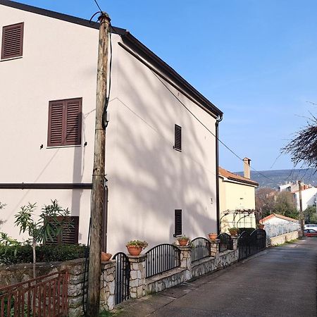Apartmani Utmar Cres Bagian luar foto
