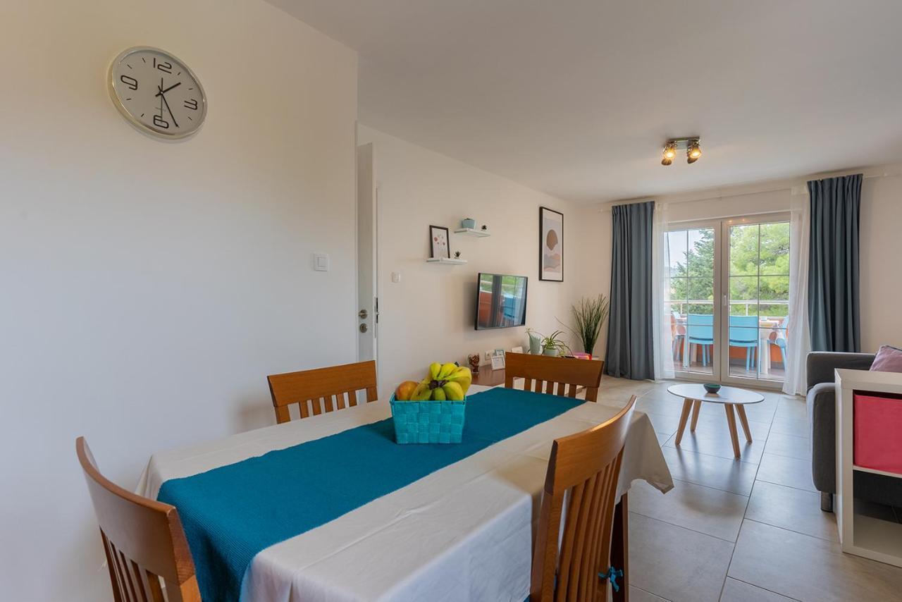 Apartmani Utmar Cres Bagian luar foto